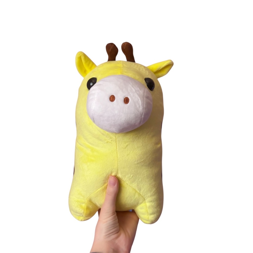 Chubby Giraffe Plushie